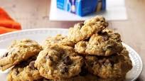 Chocolate Chip Oatmeal Cookies Chocolate Chip Oatmeal Cookies