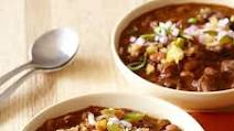 Beef and Pinto Bean Chili with Toasted Cornbread Crumbles Beef and Pinto Bean Chili with Toasted Cornbread Crumbles
