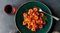 Barilla® Collezione Three Cheese Tortellini with Heritage Marinara | Barilla Barilla® Collezione Three Cheese Tortellini with Heritage Marinara | Barilla