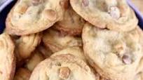 Macadamia Nut Chocolate Chip Cookies Macadamia Nut Chocolate Chip Cookies