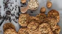 Rosa's Chocolate Chip Walnut Oatmeal Cookies Rosa's Chocolate Chip Walnut Oatmeal Cookies