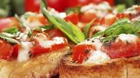 Recette exquise de bruschetta à la tomate et à la mozzarella Recette exquise de bruschetta à la tomate et à la mozzarella