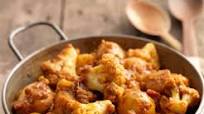 Aloo Gobi (Bombay-Kartoffeln mit Blumenkohl) Aloo Gobi (Bombay-Kartoffeln mit Blumenkohl)