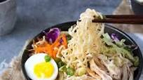 Healthy Chicken Ramen Bowl {clean eating} Healthy Chicken Ramen Bowl {clean eating}
