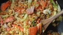 Salmon Fried Rice with Carrots and Cabbage Salmon Fried Rice with Carrots and Cabbage