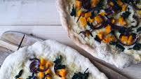 Pizza with Butternut Squash, Red Onion and Dino Kale Pizza with Butternut Squash, Red Onion and Dino Kale