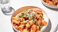 Buttery pasta all’amatriciana Buttery pasta all’amatriciana