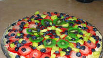 Fruit Pizza with Sugar Cookie Crust Fruit Pizza with Sugar Cookie Crust
