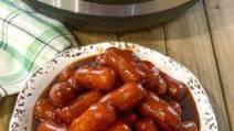 Instant Pot Little Smokies with Grape Jelly Instant Pot Little Smokies with Grape Jelly