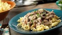 Slow Cooker Creamy Beef Stroganoff Recipe - (4.1/5) Slow Cooker Creamy Beef Stroganoff Recipe - (4.1/5)