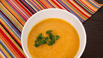 Soupe légère au potiron et au curry Soupe légère au potiron et au curry