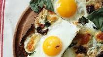 Healthy Hacks: Cauliflower Crust Breakfast Pizza Healthy Hacks: Cauliflower Crust Breakfast Pizza