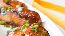 Honey BBQ Glazed Salmon Recipe - (3.8/5) Honey BBQ Glazed Salmon Recipe - (3.8/5)