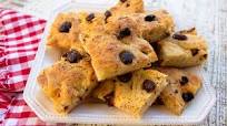 Sun-Dried Tomato & Black Olive Focaccia Sun-Dried Tomato & Black Olive Focaccia