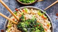 Asian Ground Turkey and Broccoli Cauliflower Rice Bowls Asian Ground Turkey and Broccoli Cauliflower Rice Bowls