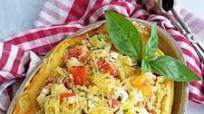 Spaghetti Squash with Tomato, Basil, & Feta Spaghetti Squash with Tomato, Basil, & Feta