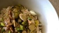 Lip Smackin' Neck Bone Gravy & Rice Lip Smackin' Neck Bone Gravy & Rice