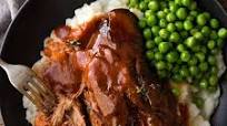 Slow Cooked Lamb Shanks with Red Wine Sauce Slow Cooked Lamb Shanks with Red Wine Sauce