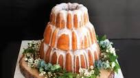 Three-Tiered Bundt Wedding Cake Three-Tiered Bundt Wedding Cake