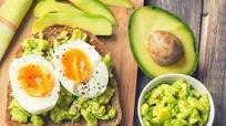 pan tostado con aguacate pan tostado con aguacate