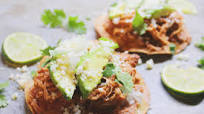 Tinga de Pollo Tostadas Tinga de Pollo Tostadas