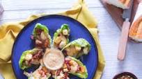 Ricette Caesar salad con pollo - Le ricette di GialloZafferano Ricette Caesar salad con pollo - Le ricette di GialloZafferano