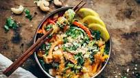 Whole30 Thai Chicken Noodles Whole30 Thai Chicken Noodles