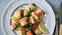 Lemony salmon with crispy potato and spinach Lemony salmon with crispy potato and spinach