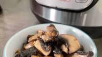 Pressure Cooker Garlic Mushrooms (Spanish Setas al Ajillo) Pressure Cooker Garlic Mushrooms (Spanish Setas al Ajillo)