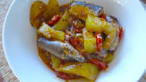 Ginisang Sardinas with Upo Ginisang Sardinas with Upo