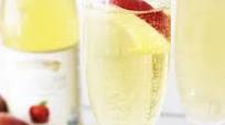 Homemade Sparkling Apple Cider (Martinelli's) Homemade Sparkling Apple Cider (Martinelli's)