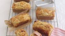 Ploughman’s Mini Bacon Loaves Ploughman’s Mini Bacon Loaves
