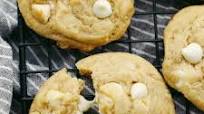 Easy White Chocolate Macadamia Nut Cookies Easy White Chocolate Macadamia Nut Cookies