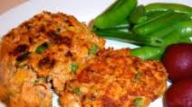 Deluxe Salmon Burger Deluxe Salmon Burger