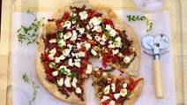 Boboli Pizza with Garlic, Peppers and Goat Cheese Boboli Pizza with Garlic, Peppers and Goat Cheese