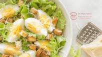 Caesar Salad with Eggs and Bacon Caesar Salad with Eggs and Bacon