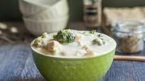 Creamy Chicken & Broccoli Soup (using cauliflower cream) Creamy Chicken & Broccoli Soup (using cauliflower cream)