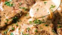 Creamy Whole30 Smothered Pork Chops {whole30 + gluten free + paleo} Creamy Whole30 Smothered Pork Chops {whole30 + gluten free + paleo}