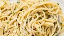 Instant Pot Garlic Parmesan Noodles Instant Pot Garlic Parmesan Noodles