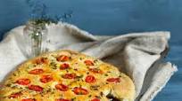 Focaccia Barese mit Tomaten und Meersalz Focaccia Barese mit Tomaten und Meersalz