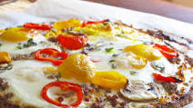 Breakfast Pizza with Cauliflower Crust Breakfast Pizza with Cauliflower Crust