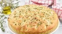 Focaccia alta e soffice senza impasto Focaccia alta e soffice senza impasto