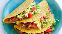 Aussie-style beef and salad tacos Aussie-style beef and salad tacos