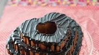 Red Velvet Chocolate Chip Bundt Cake Red Velvet Chocolate Chip Bundt Cake