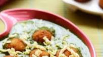 Veg kofta in palak gravy Veg kofta in palak gravy