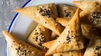 Vegan spanakopita triangles Vegan spanakopita triangles