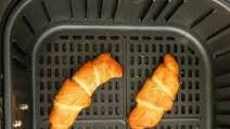 AIR FRYER CANNED CRESCENT ROLLS AIR FRYER CANNED CRESCENT ROLLS