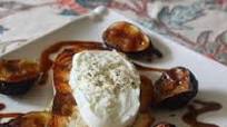 Burrata Bruschetta with Figs Burrata Bruschetta with Figs