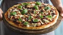 Pizza de Pollo con BBQ Chipotle Pizza de Pollo con BBQ Chipotle