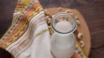 Cinnamon Vanilla Cashew Milk Cinnamon Vanilla Cashew Milk